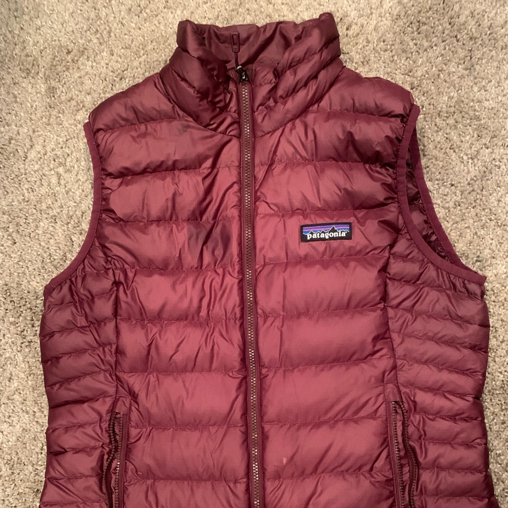 Patagonia down sweater vest women’s size small